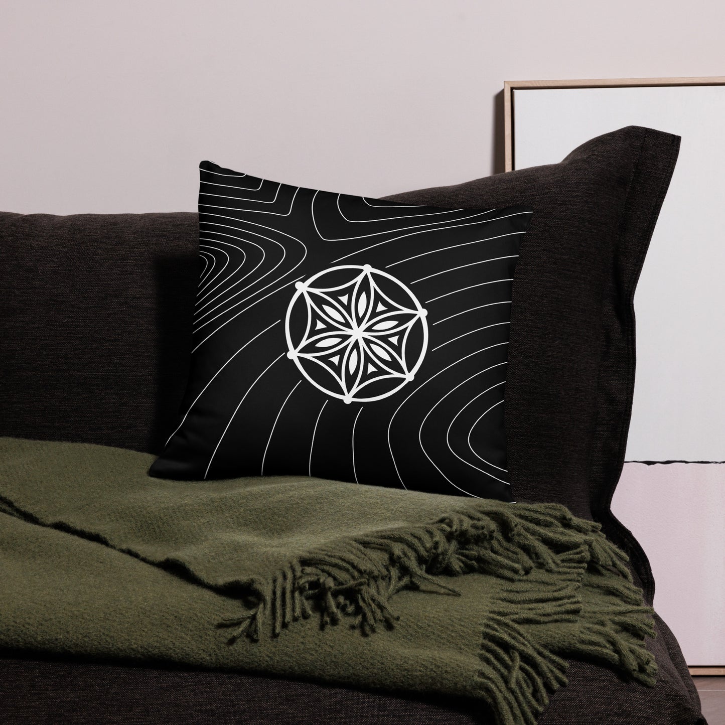 ROOTS! Basic Pillow. Highlanders Mandala.