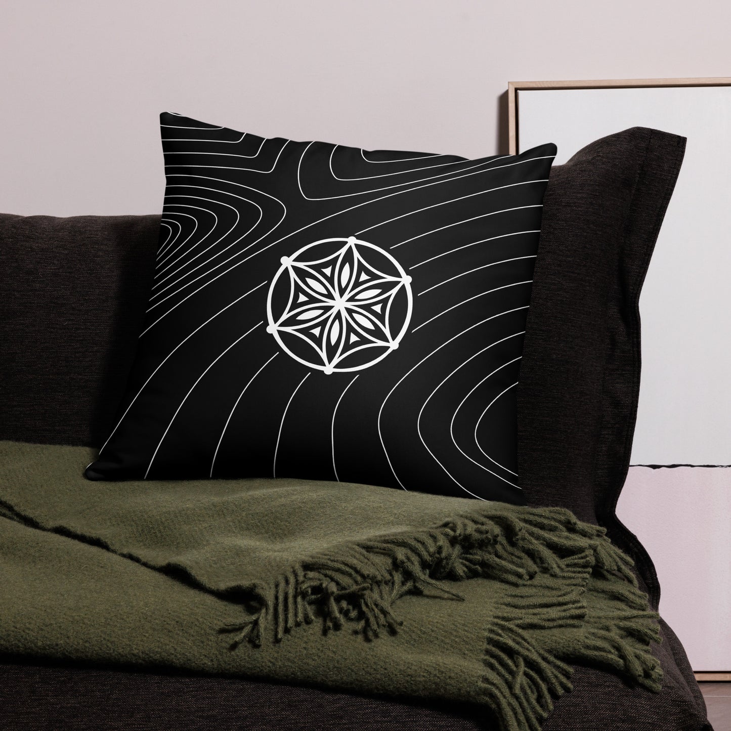 ROOTS! Basic Pillow. Highlanders Mandala.